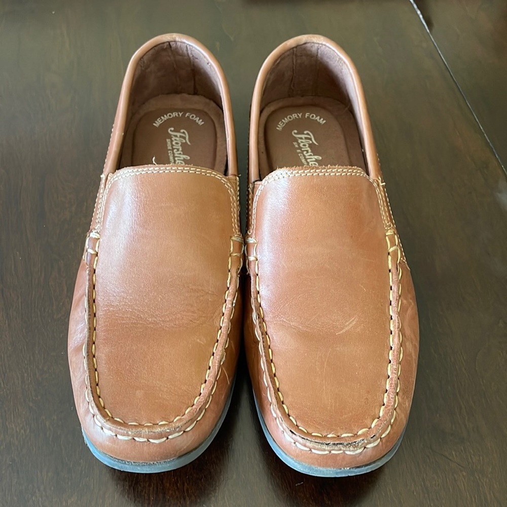 Florsheim, big boy size 6M, Saddle Tan, dress shoe/slip on loafer.